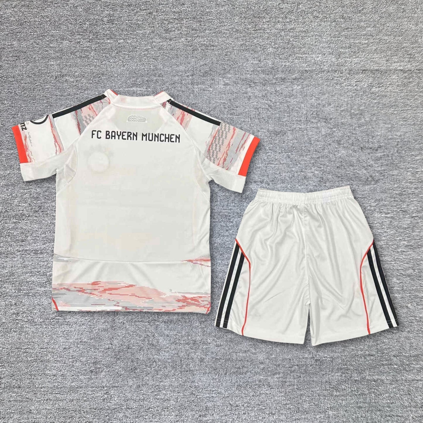 Ensemble Enfant Bayern Extérieur 2025-2026