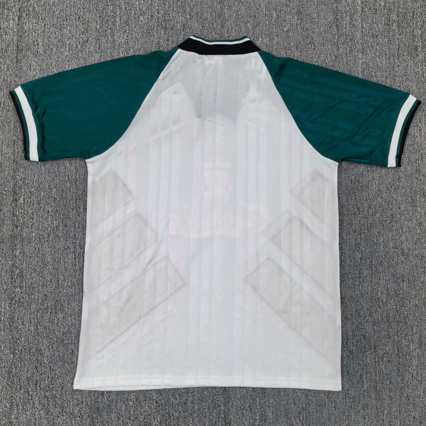 Maillot Liverpool Retro Extérieur 1993-1995