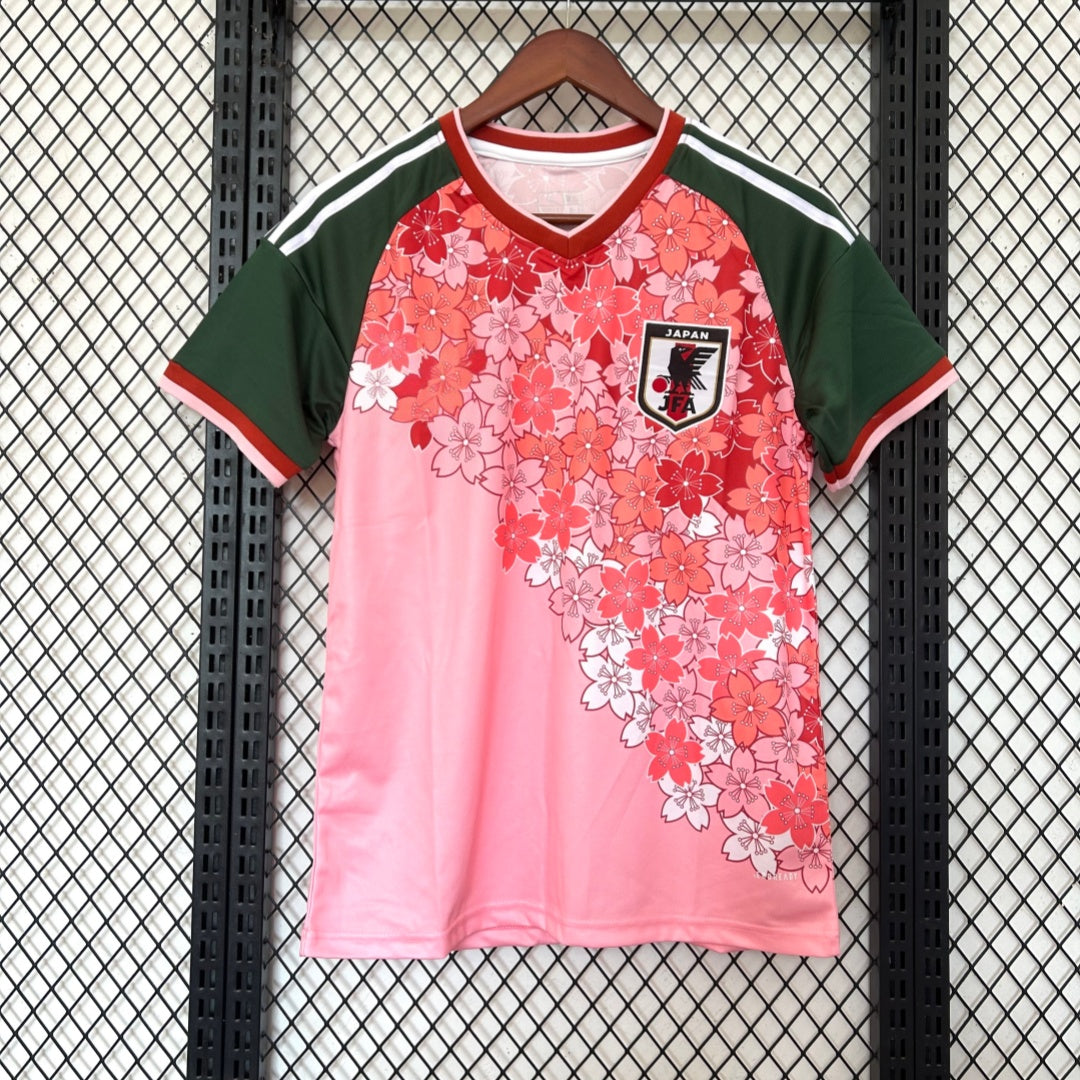 Maillot  2024-2025  japon  anime Spécial   rose